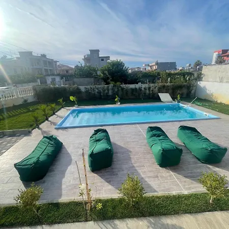 Luxury With Pool Appartamento Durrës